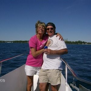 Meet your Posher, Laura